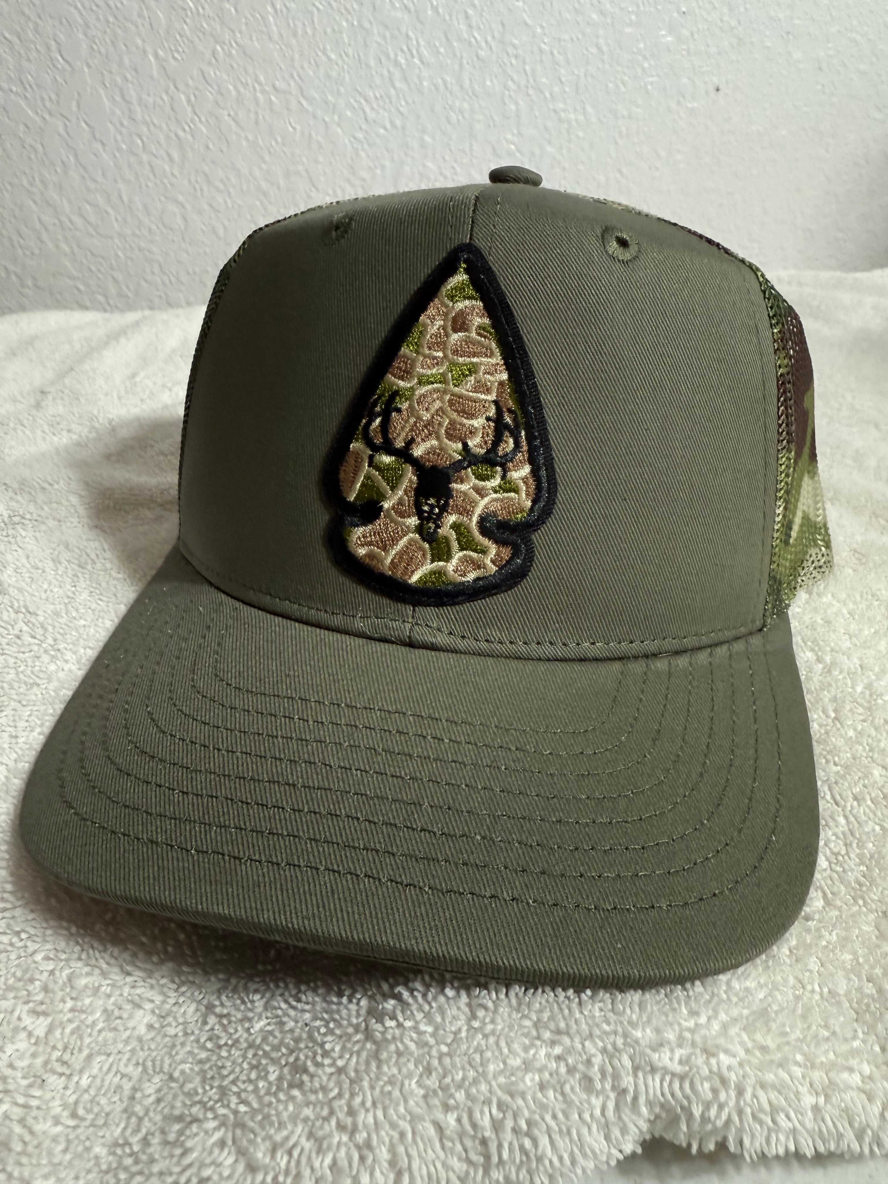 6P PREMIUM TRUCKER OL/CMOAH