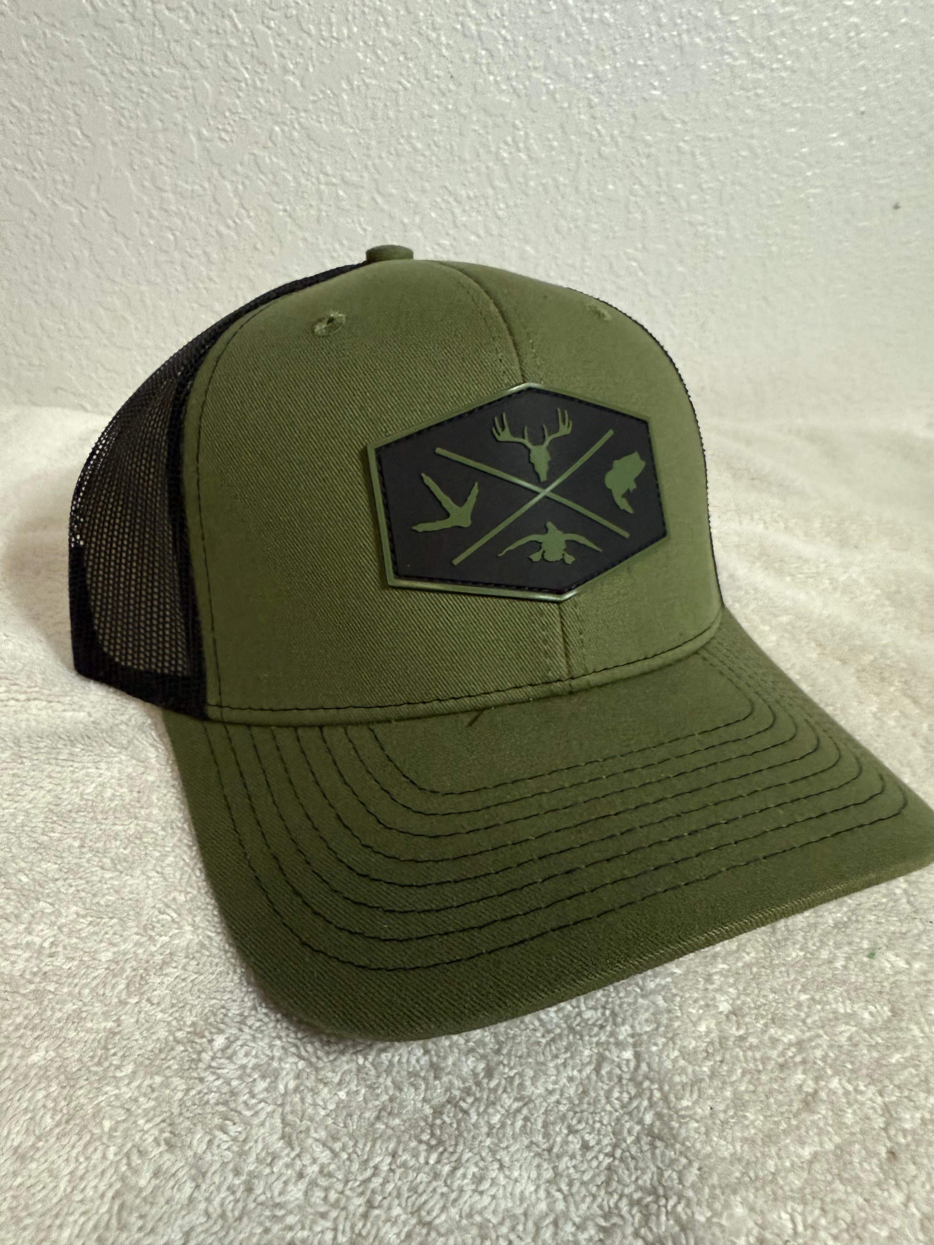 6P Fierce SnapBack Trucker 4Pgen/Blk