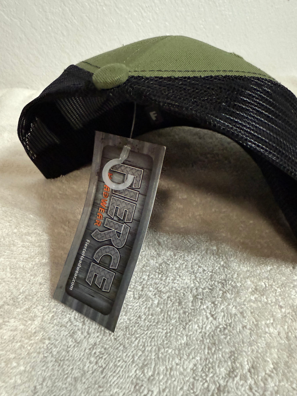 6P Fierce SnapBack Trucker 4Pgen/Blk