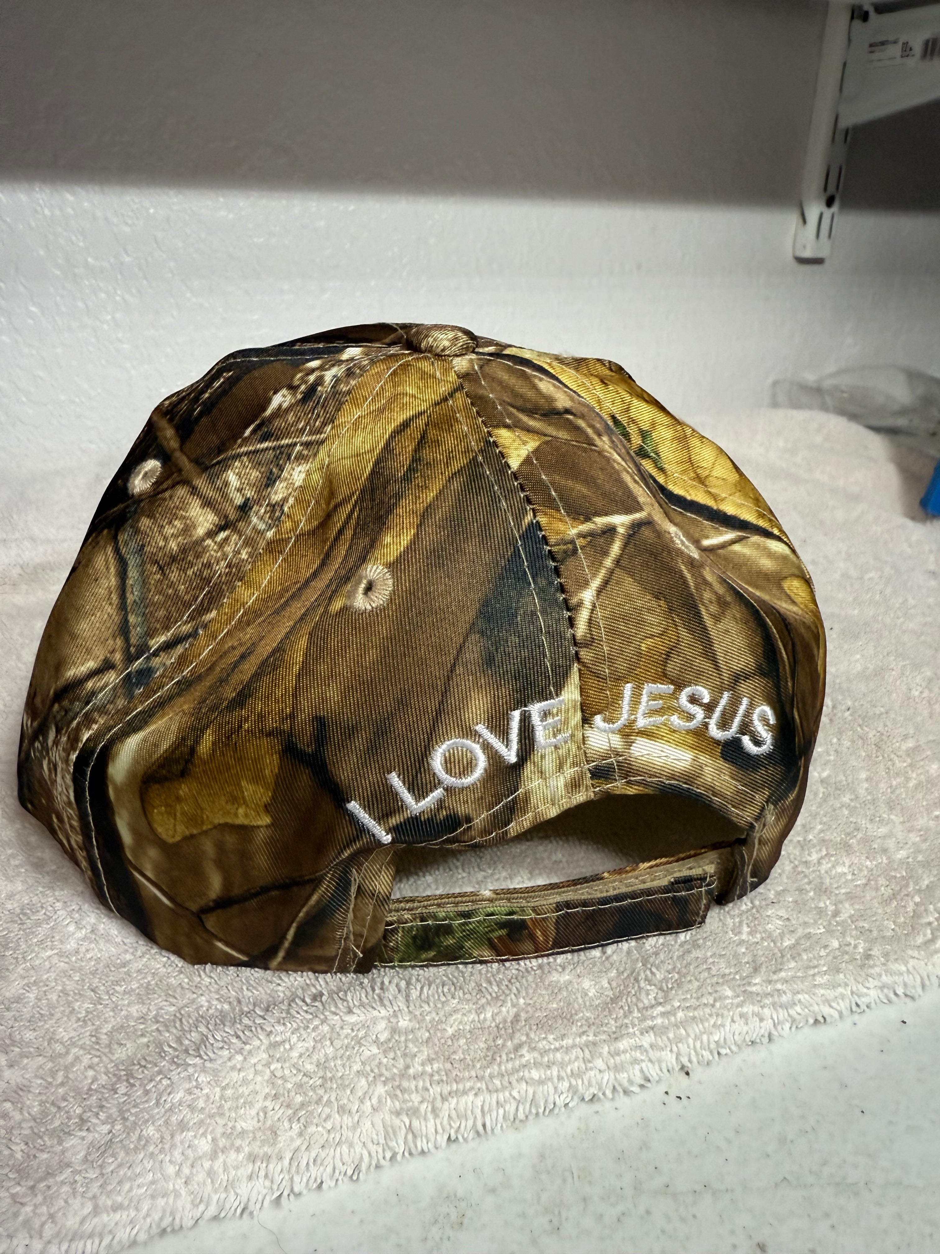 6P RUSSELL TRUCKER